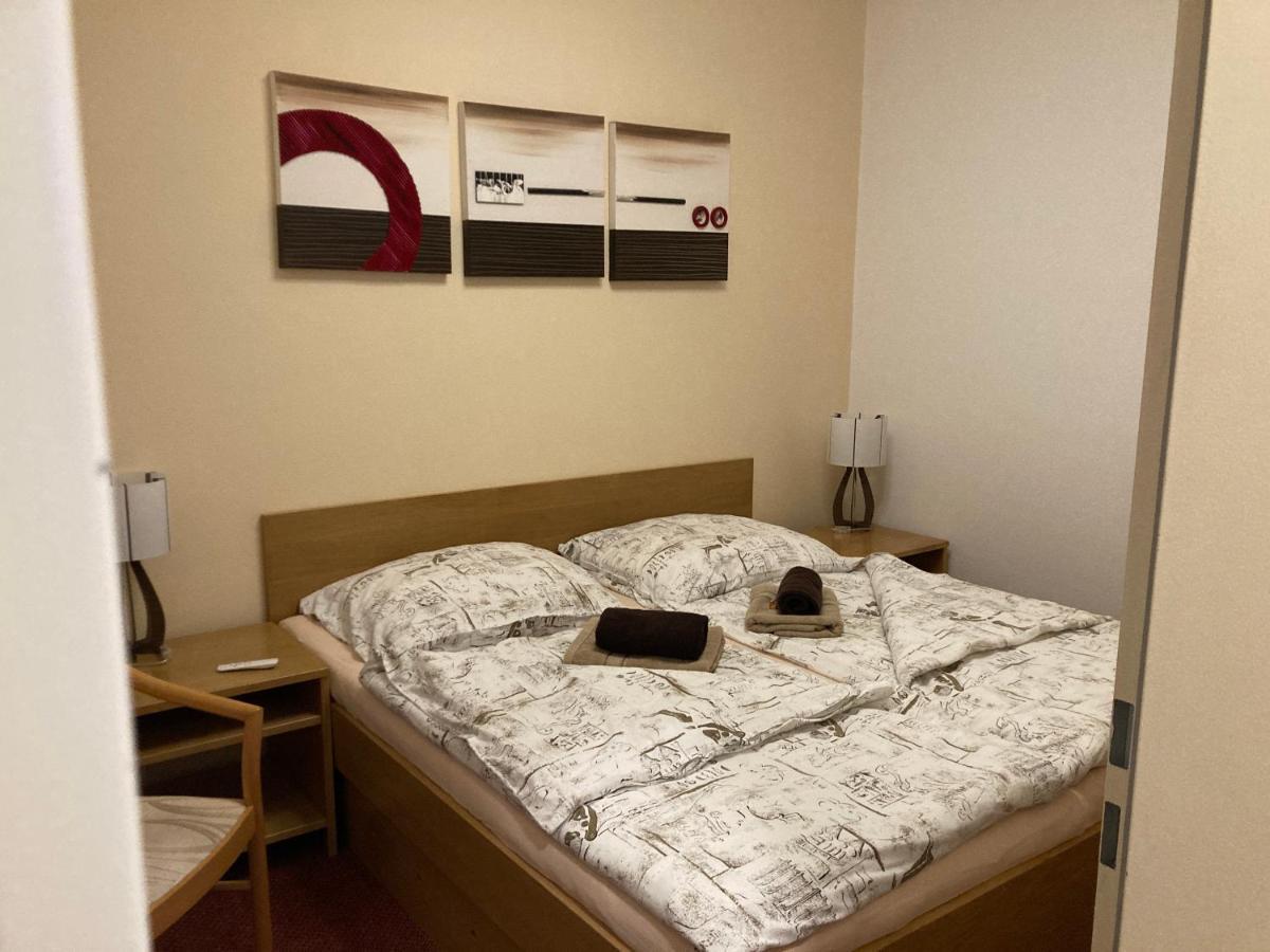 Apartman Viki Apartment ฟิลิปป์ซรอยท์ ภายนอก รูปภาพ